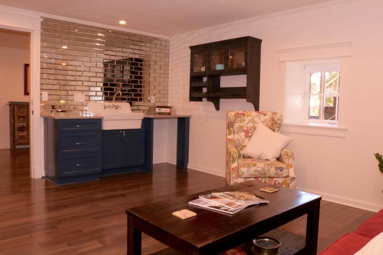 Belmont Blvd Bed And Breakfast แนชวิลล์ ภายนอก รูปภาพ